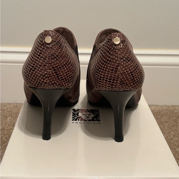Anne Klein Ankle Bootie - Picture 4 of 9